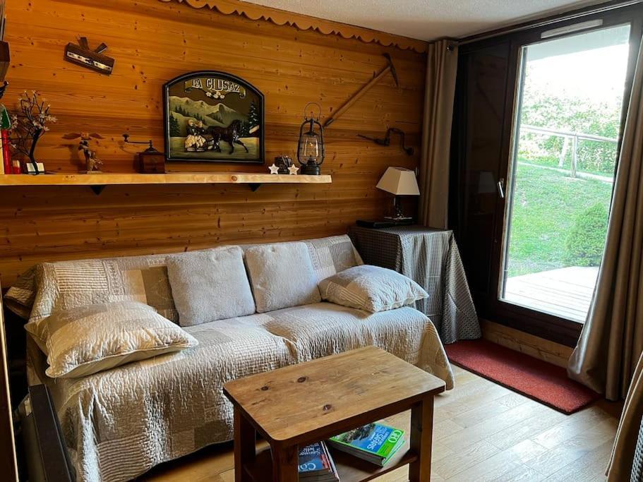 Appartement La Clusaz Avec Terrasse Sur Les Pistes De Ski 马尼戈 外观 照片